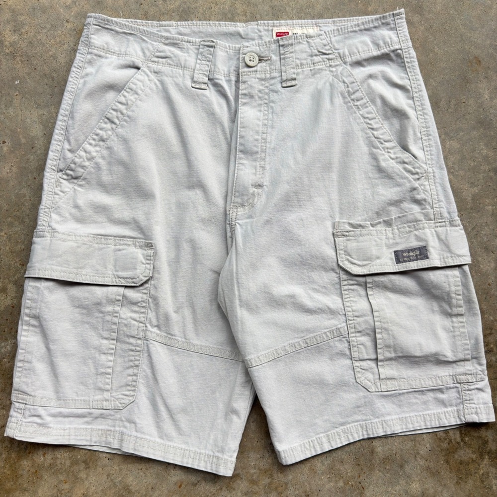 Vintage Y2K Wrangler Cargo Shorts Workwear Gorpcore Tan 32 (1i)